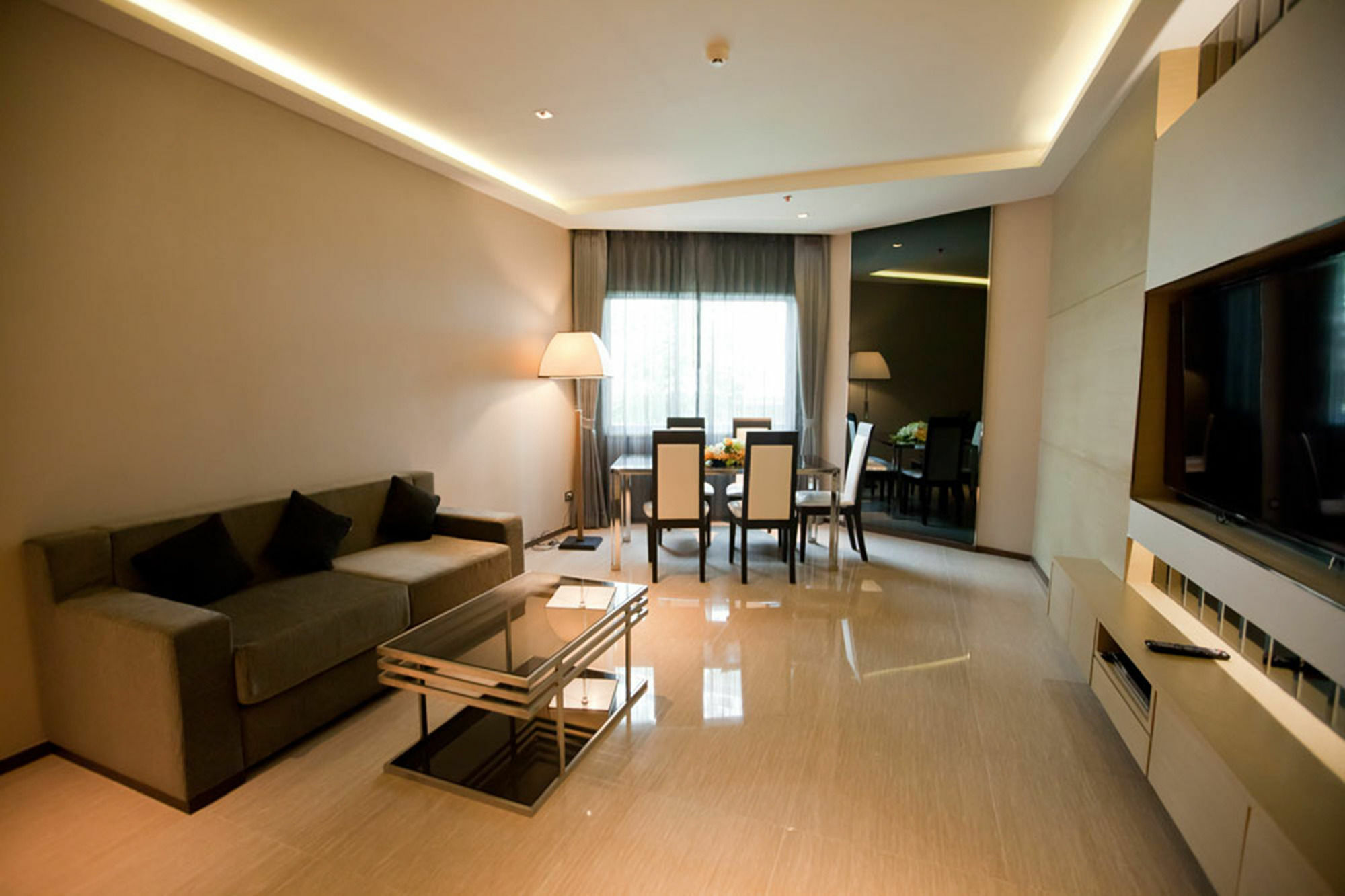 โรงแรมเกรซแลนด์บางกอกบายเกรซ โรงแรม กรุงเทพมหานคร